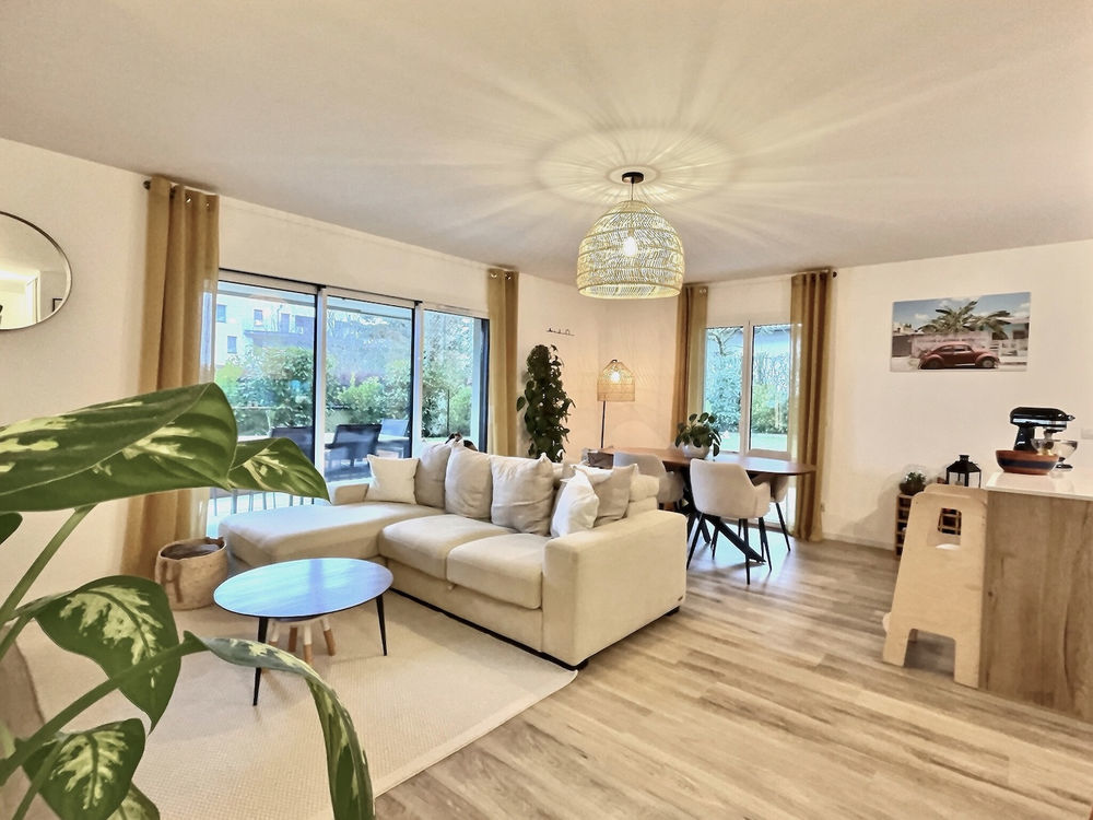 � vendre  Appartement Divonne-les-Bains (01220)