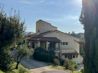  Appartement � vendre 4 pi�ces 144 m�