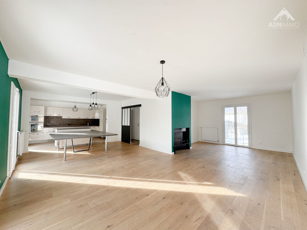 � vendre  Maison Chevry (01170)