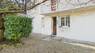  Immeuble � vendre 127 m�