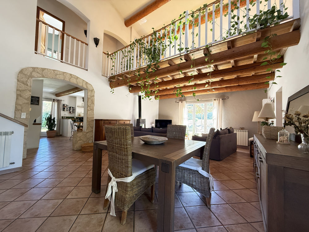 � vendre  Maison Meyrargues (13650)