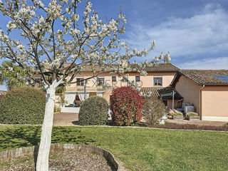  Propri�t�/ch�teau � vendre 9 pi�ces 220 m�