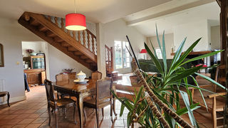  Maison � vendre 9 pi�ces 220 m�