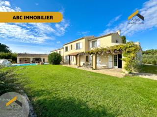  Maison � vendre 9 pi�ces 350 m�