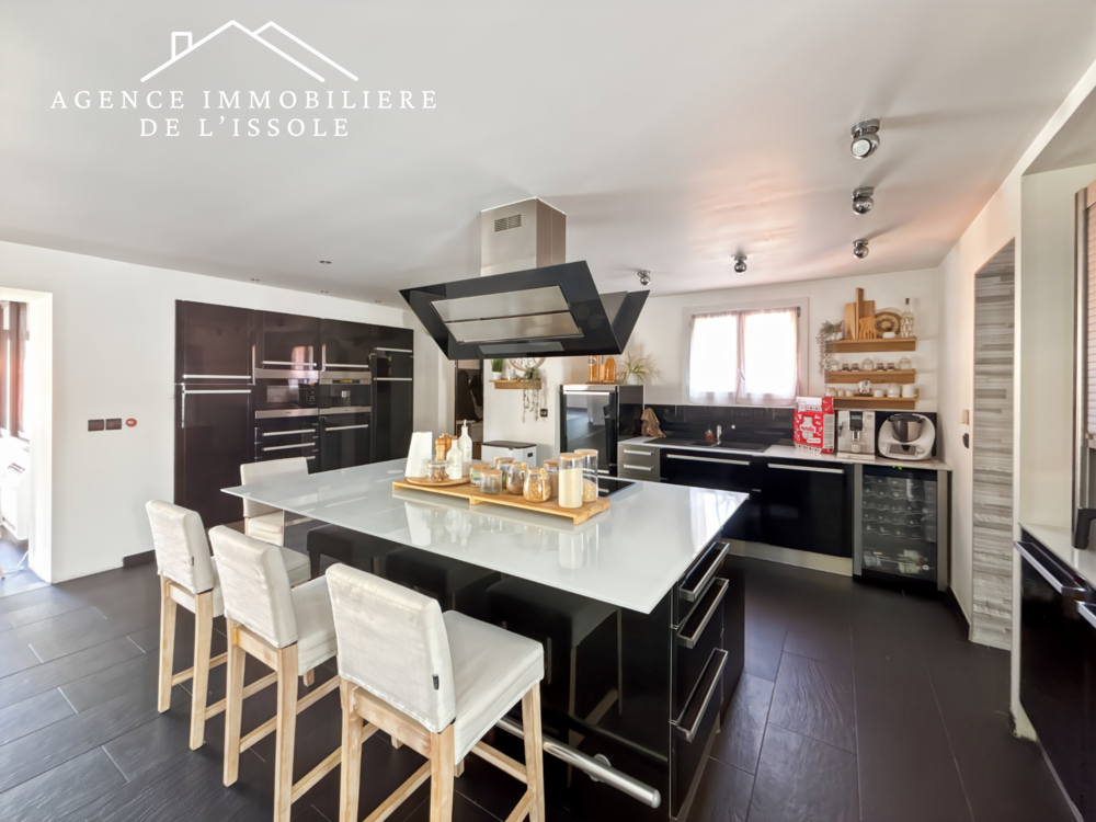 � vendre  Maison Gar�oult (83136)