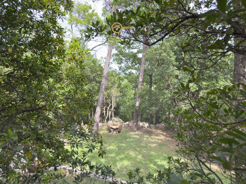 � vendre  Propri�t�/ch�teau Fayence (83440)