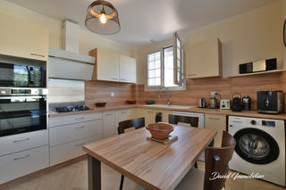  Maison � vendre 10 pi�ces 250 m�