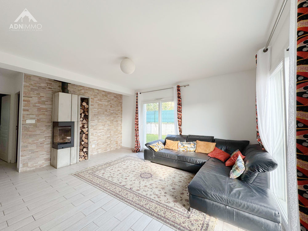 � vendre  Maison Saint-Genis-Pouilly (01630)