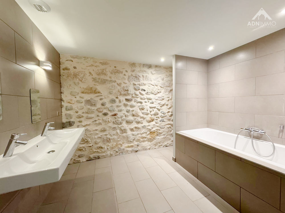 � vendre  Maison Saint-Genis-Pouilly (01630)