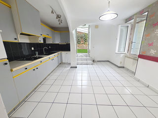  Maison � vendre 9 pi�ces 205 m�