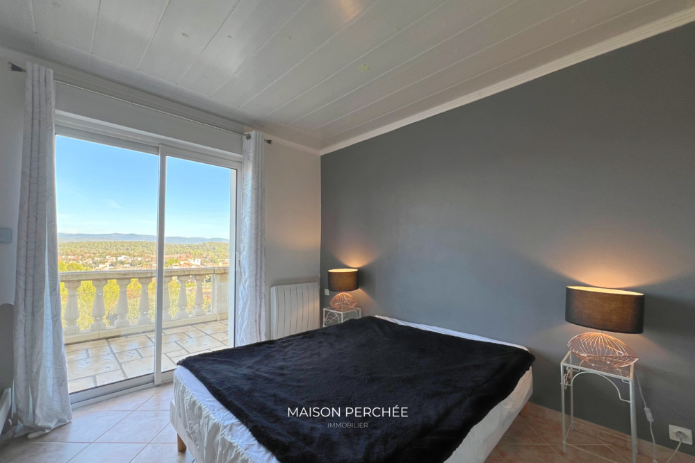 � vendre  Maison Carc�s (83570)