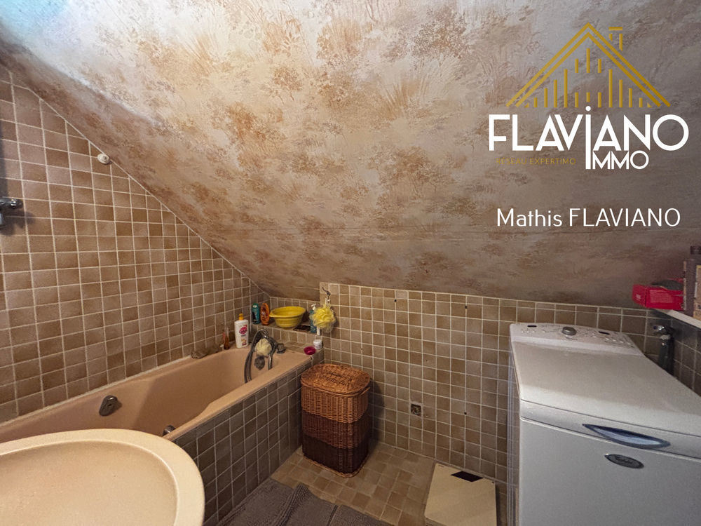 � vendre  Maison Barcelonnette (04400)