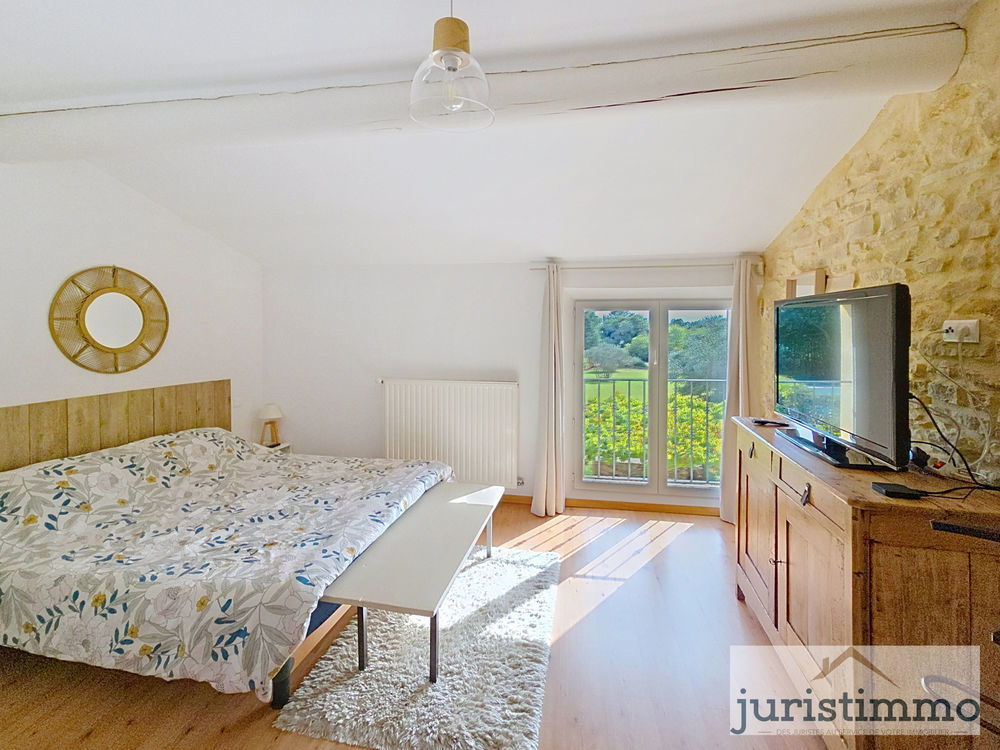 � vendre  Maison Uchaux (84100)