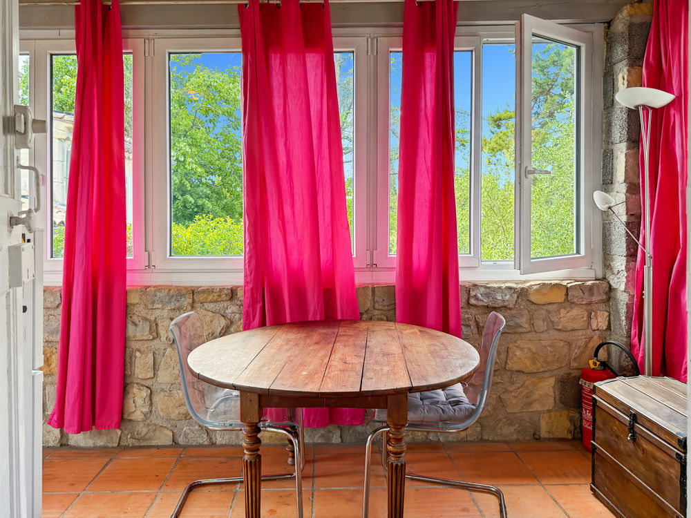 � vendre  Propri�t�/ch�teau Villeneuve-de-Berg (07170)