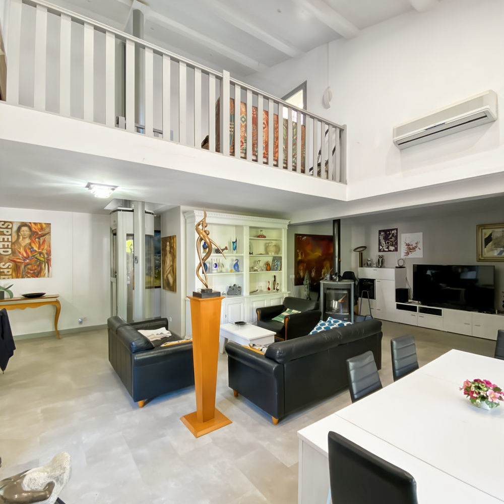 � vendre  Maison Uz�s (30700)