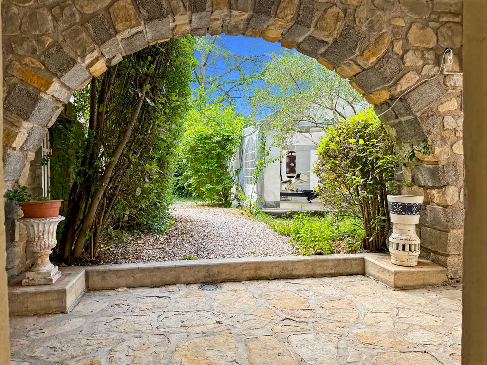 � vendre  Propri�t�/ch�teau Villeneuve-de-Berg (07170)