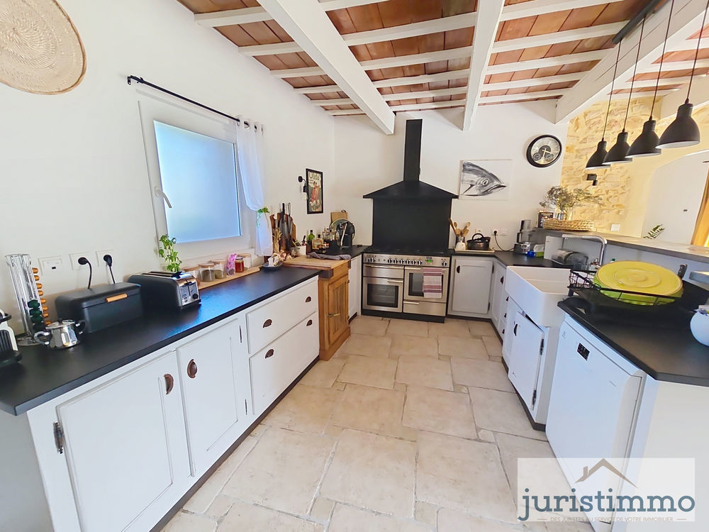 � vendre  Maison Uchaux (84100)