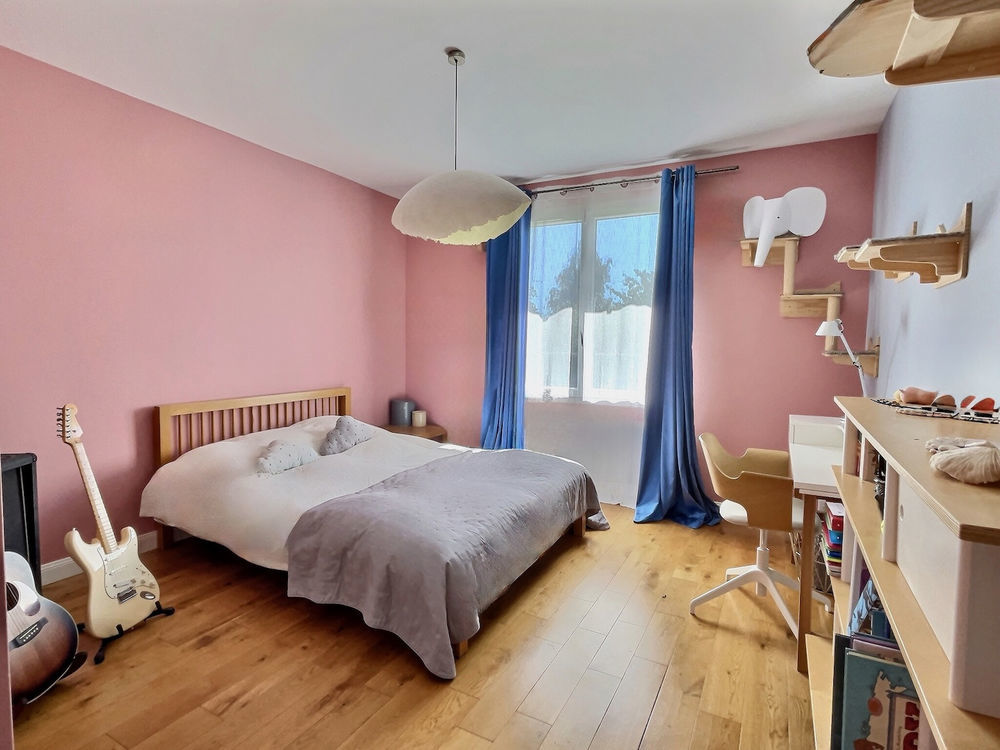 � vendre  Maison Divonne-les-Bains (01220)