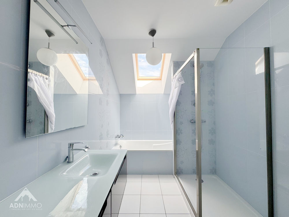 � vendre  Maison Chevry (01170)