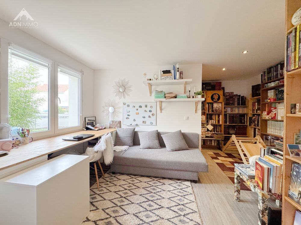 � vendre  Maison Saint-Genis-Pouilly (01630)