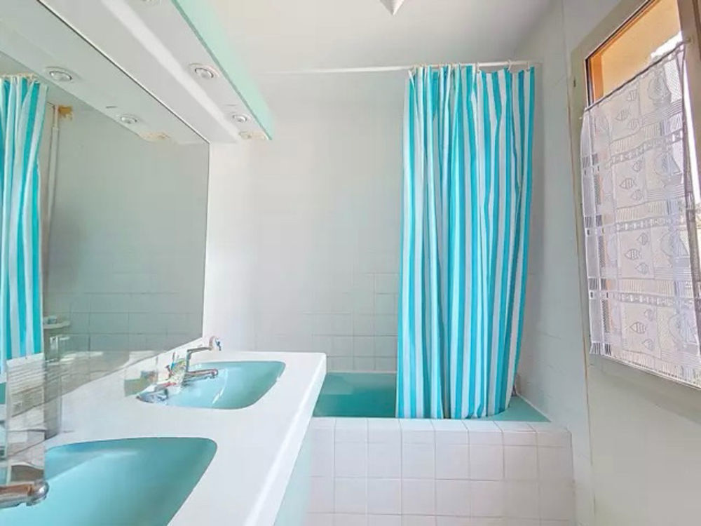 � vendre  Maison Tourrettes-sur-Loup (06140)