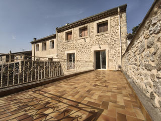  Propri�t�/ch�teau � vendre 10 pi�ces 230 m�