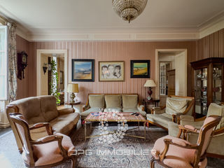  Propri�t�/ch�teau � vendre 15 + pi�ces 445 m�