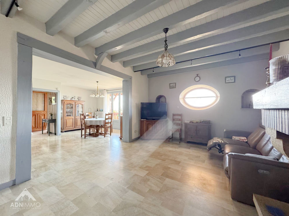 � vendre  Maison Thoiry (01710)