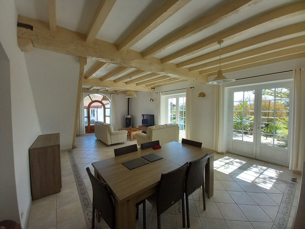 � vendre  Maison Urt (64240)