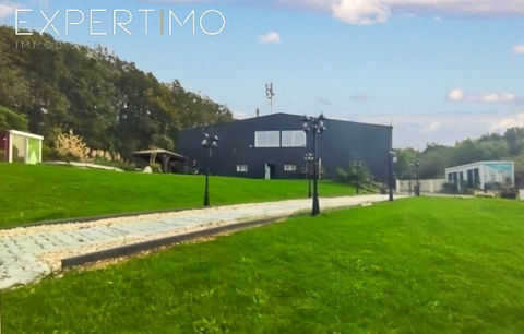 Belle opportunit&eacute; pour &eacute;v&eacute;nementiel ! B&acirc;timent ind&eacute;pendant de 950 m2 sur terrain de 6130 m2 proche RN20 1155000 91650 Breuillet