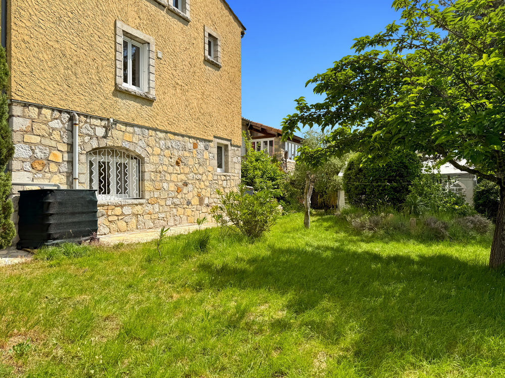 � vendre  Propri�t�/ch�teau Villeneuve-de-Berg (07170)