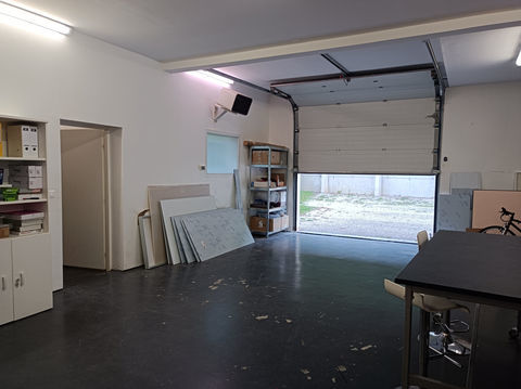 LOCAL + BUREAUX MAGASIN - 157 m2 - MONESTIER de CLERMONT (38650) 1120 38650 Monestier de clermont