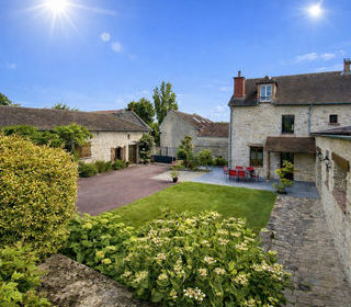  Propri�t�/ch�teau � vendre 9 pi�ces 255 m�