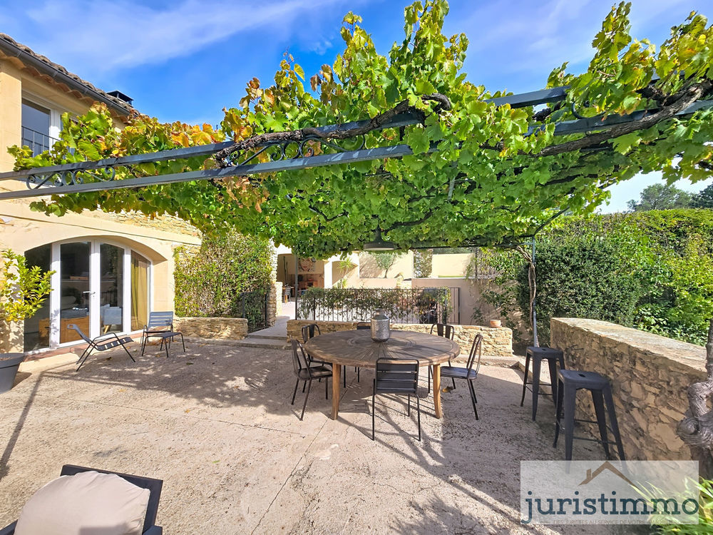 � vendre  Maison Uchaux (84100)