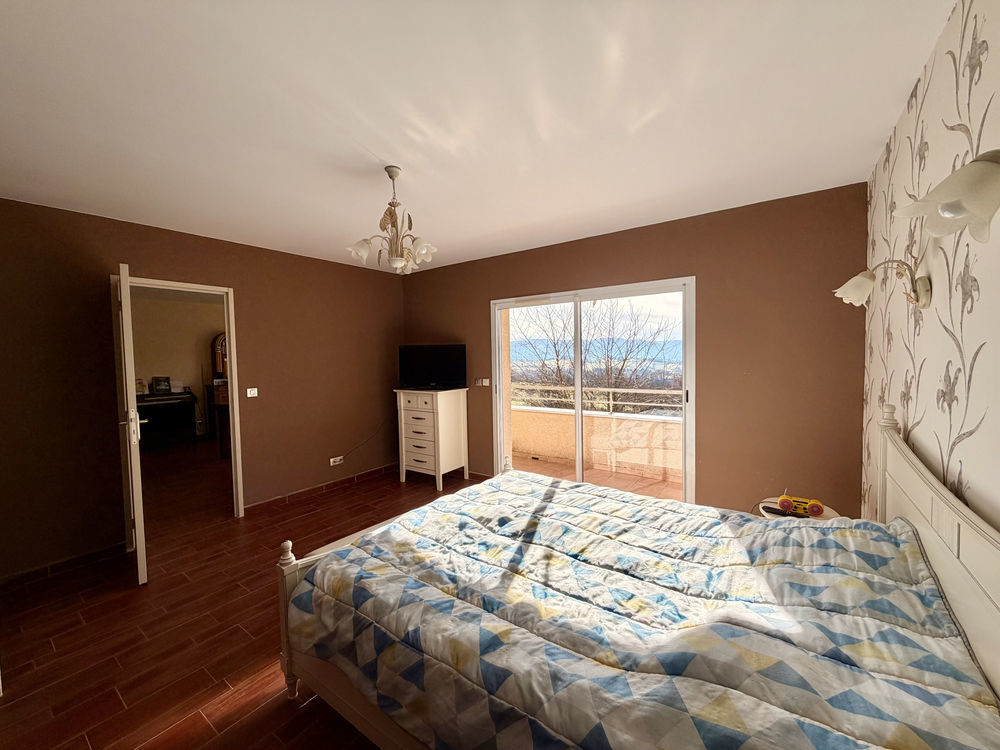 � vendre  Maison Roche-la-Moli�re (42230)