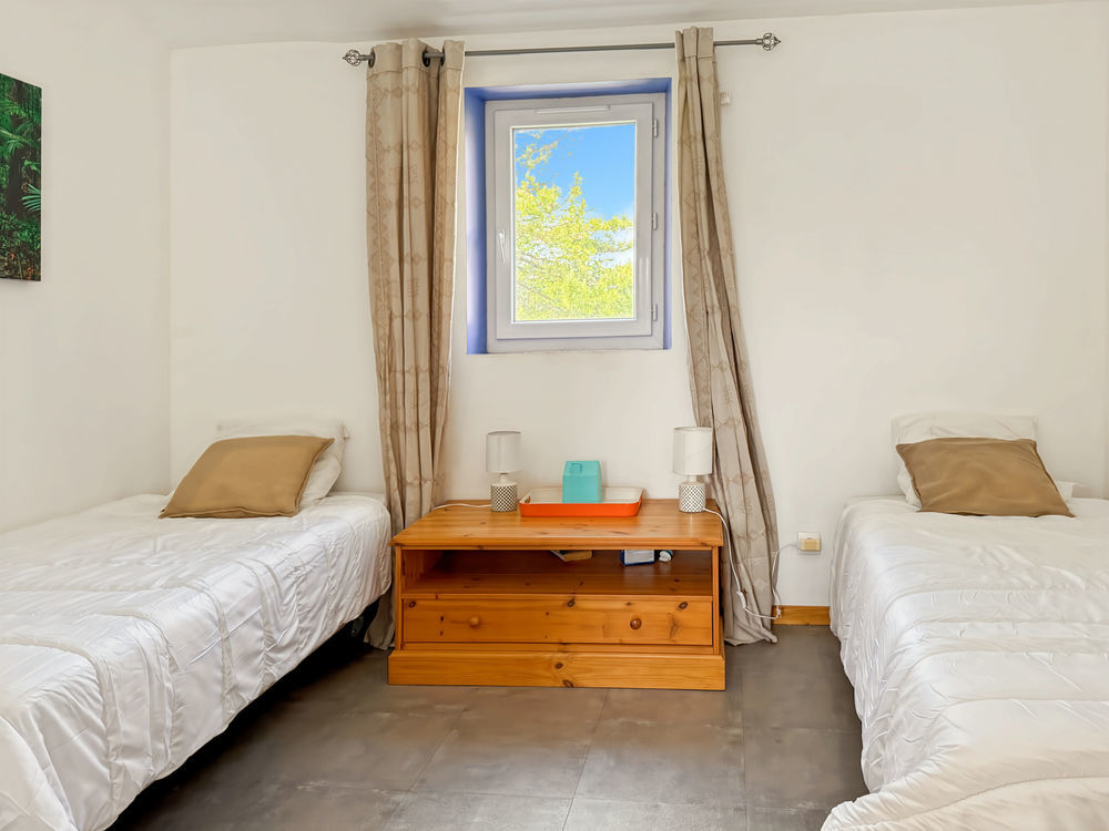 � vendre  Propri�t�/ch�teau Villeneuve-de-Berg (07170)