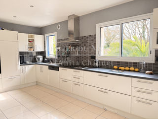  Maison � vendre 8 pi�ces 241 m�