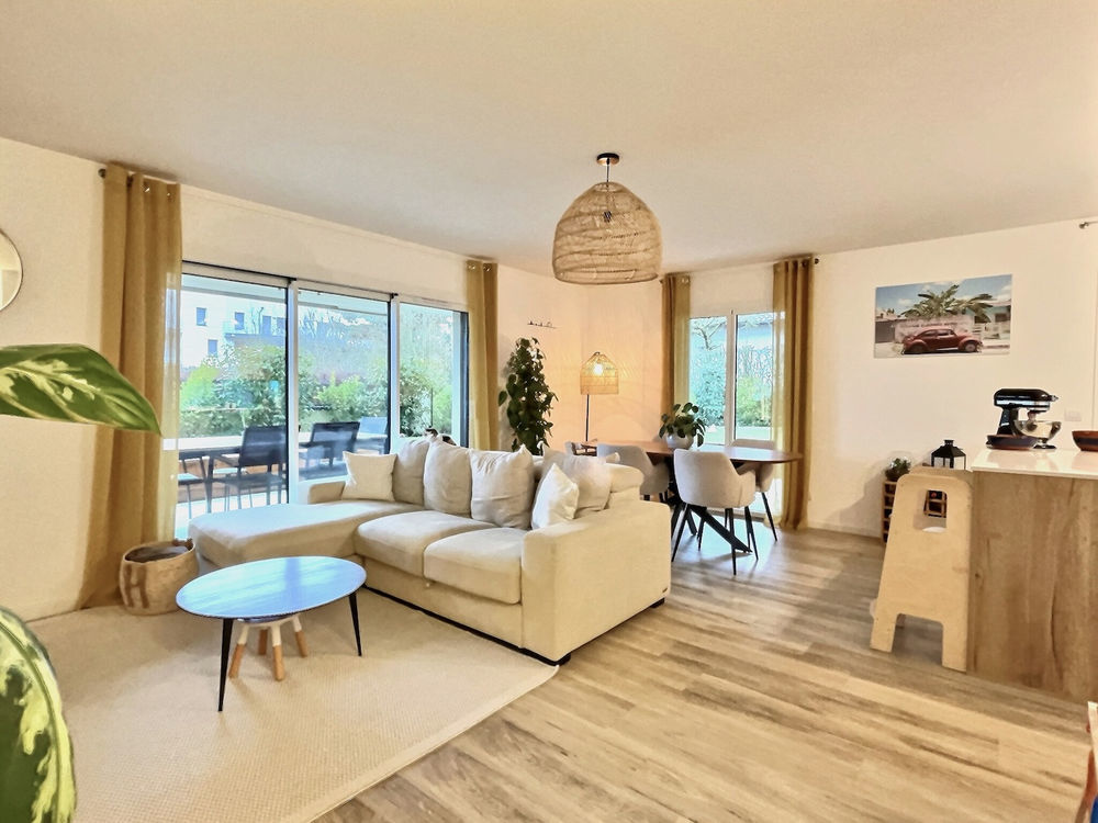 � vendre  Appartement Divonne-les-Bains (01220)