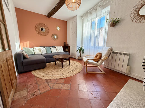   Le charme d'une maison de village, la vie � pied � Meyrargues Appartement - 3 pi�ce(s) - 70 m�