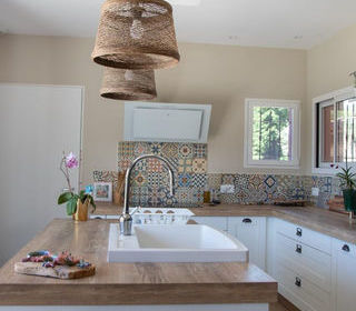  Maison 5 pi�ces 234 m� L isle sur la sorgue