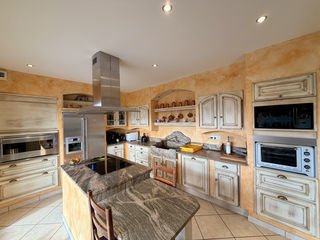  Maison � vendre 7 pi�ces 237 m�