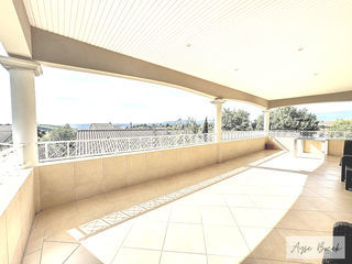  Maison � vendre 10 pi�ces 200 m�