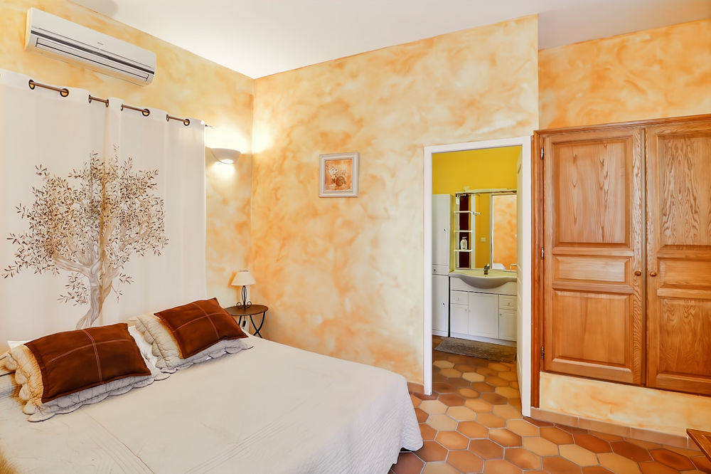 � vendre  Maison Uz�s (30700)