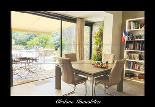  Maison � vendre 8 pi�ces 220 m�