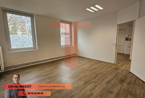 Local pour activit&eacute;s tertiaires ou lib&eacute;rales de 67m2 'cl&eacute; en main' en TBE 54000 42100 St etienne