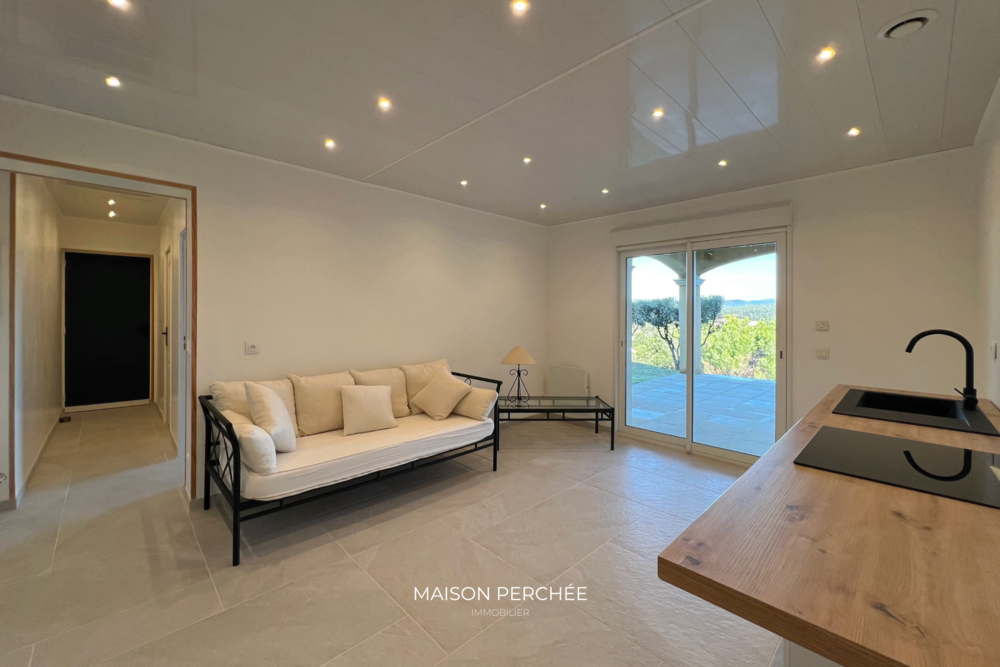 � vendre  Maison Carc�s (83570)