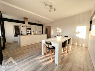  Maison � vendre 8 pi�ces 290 m�