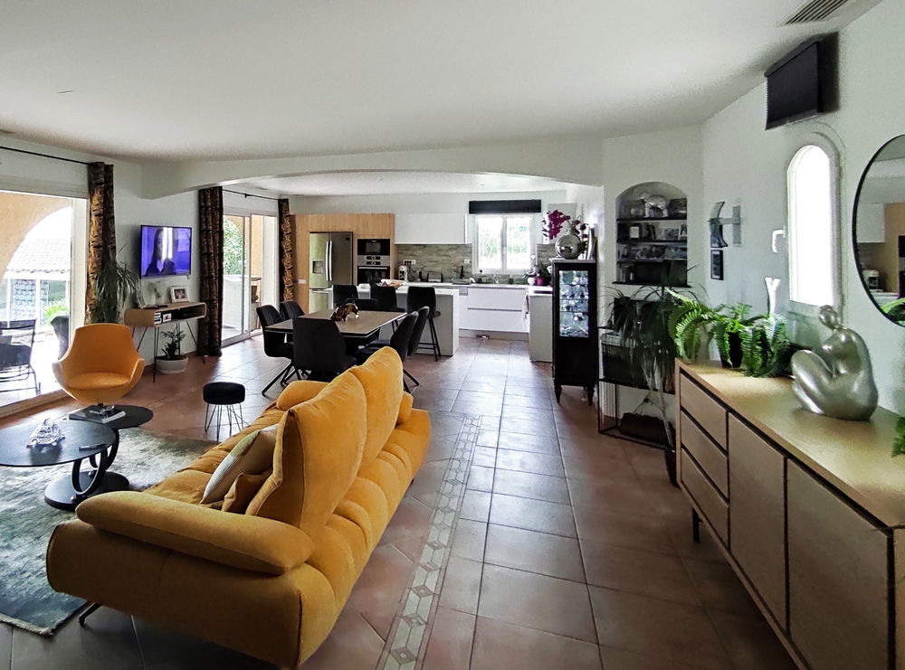 � vendre  Maison Gailhan (30260)