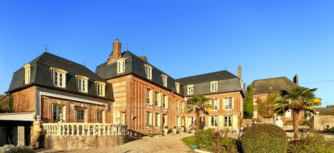   Ch�teau de 11 pi�ces en Normandie Propri�t�/ch�teau - 11 pi�ce(s) - 390 m�