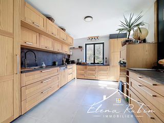  Maison � vendre 8 pi�ces 187 m�